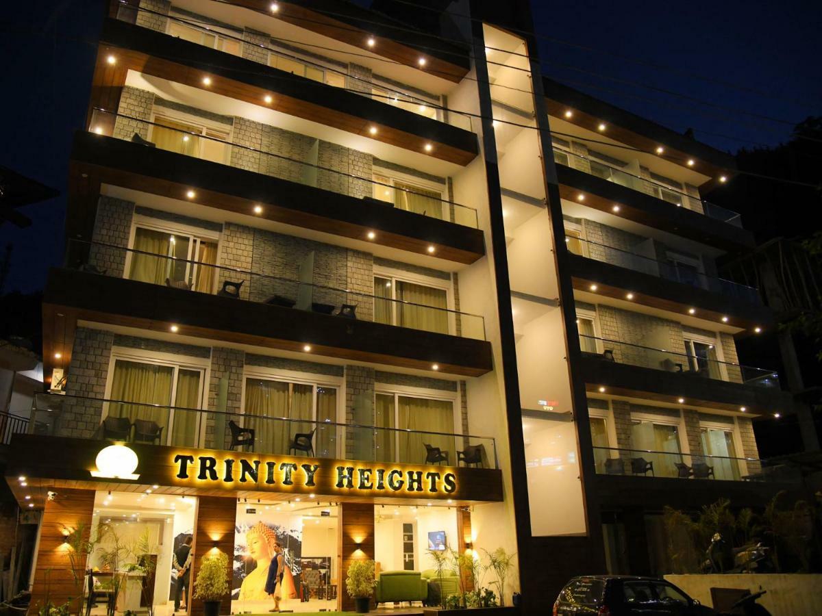 Hotel Trinity Heights Мак-Леод-Гейндж Экстерьер фото